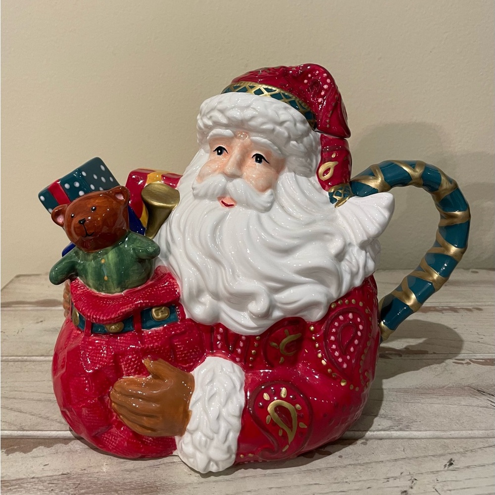 Santa Teapot Dillards Trimmings